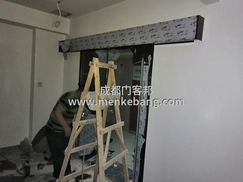 4成都辦公室門(mén)禁玻璃門(mén)案例,公司自動(dòng)門(mén)案例,寫(xiě)字樓辦公感應(yīng)門(mén)案例