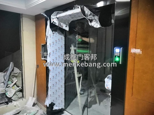 5成都辦公室門(mén)禁玻璃門(mén)案例,公司自動(dòng)門(mén)案例,寫(xiě)字樓辦公感應(yīng)門(mén)案例