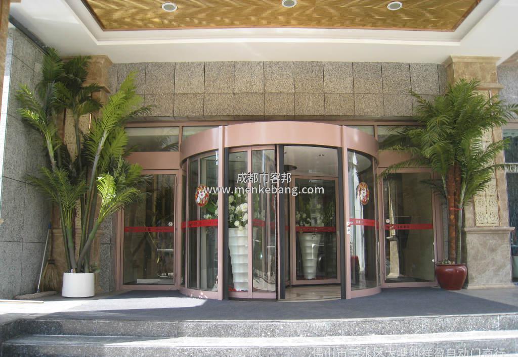 旋轉門與疏散門概念,旋轉門是否可以作為疏散門嗎