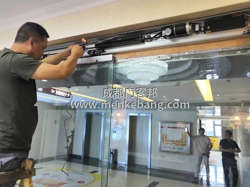 成都自動(dòng)門(mén)廠家維修案例