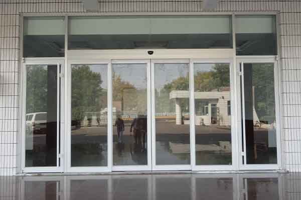 自動門感應(yīng)型材