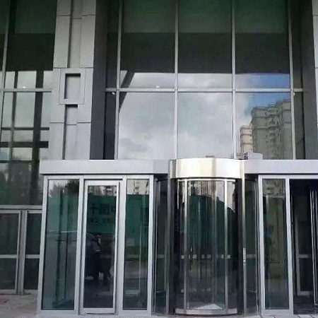 成都旋轉門工程案例